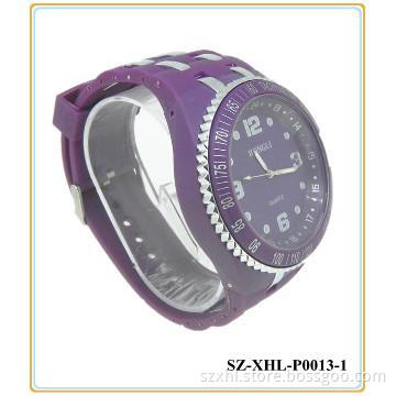 Newest design,2013 fashion hot selling high quality silicone watch